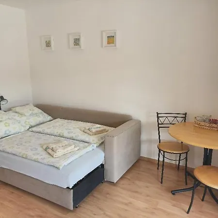 U Vrbicky - Blizko Prahy Kwatera prywatna